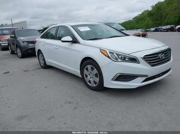 5NPE24AF2GH321027 2016 HYUNDAI SONATA - Image 1