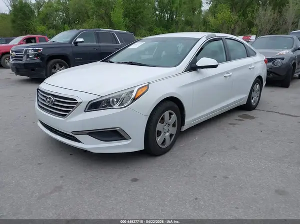 5NPE24AF2GH321027 2016 HYUNDAI SONATA - Image 2