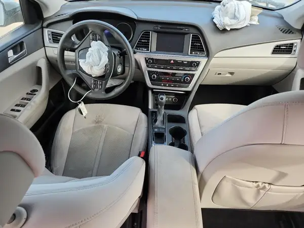 5NPE24AF2GH321268 2016 HYUNDAI SONATA - Image 8