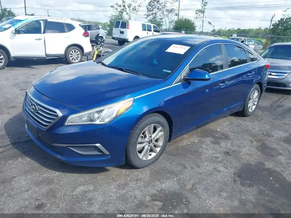 5NPE24AF2GH321349 2016 HYUNDAI SONATA - Image 2