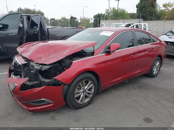 5NPE24AF2GH330438 2016 HYUNDAI SONATA - Image 2