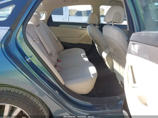 5NPE24AF2GH331640 2016 HYUNDAI SONATA - Image 8