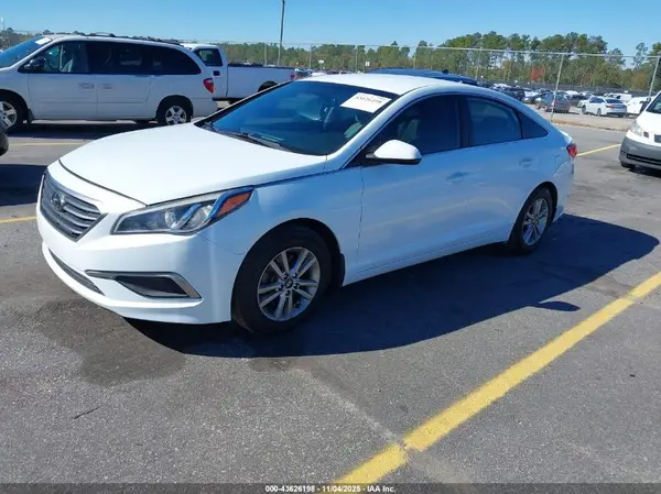 5NPE24AF2GH337275 2016 HYUNDAI SONATA - Image 2