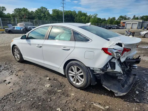5NPE24AF2GH337728 2016 HYUNDAI SONATA - Image 2