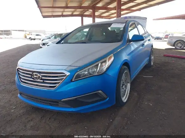 5NPE24AF2GH338622 2016 HYUNDAI SONATA - Image 2