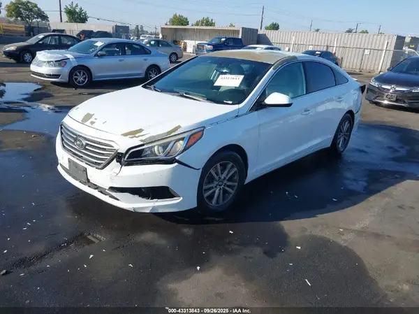 5NPE24AF2GH339060 2016 HYUNDAI SONATA - Image 2