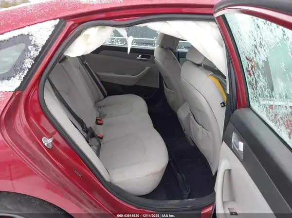 5NPE24AF2GH339396 2016 HYUNDAI SONATA - Image 8
