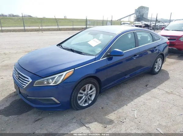 5NPE24AF2GH346686 2016 HYUNDAI SONATA - Image 2