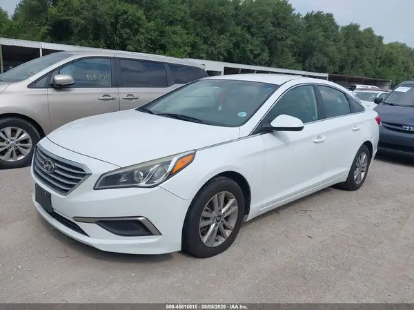 5NPE24AF2GH347675 2016 HYUNDAI SONATA - Image 2