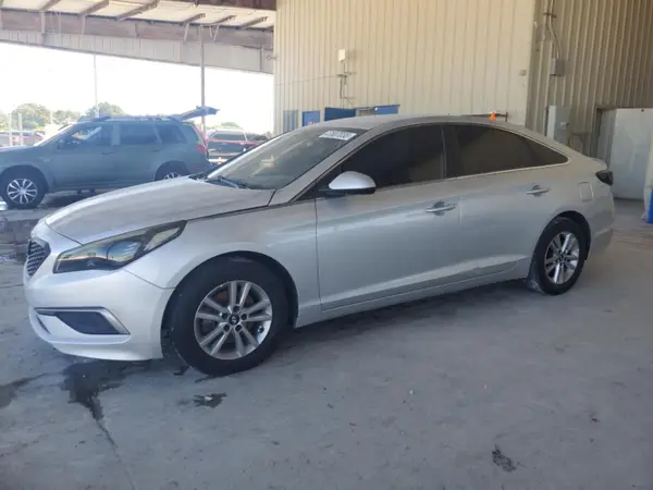 5NPE24AF2GH349166 2016 HYUNDAI SONATA - Image 1