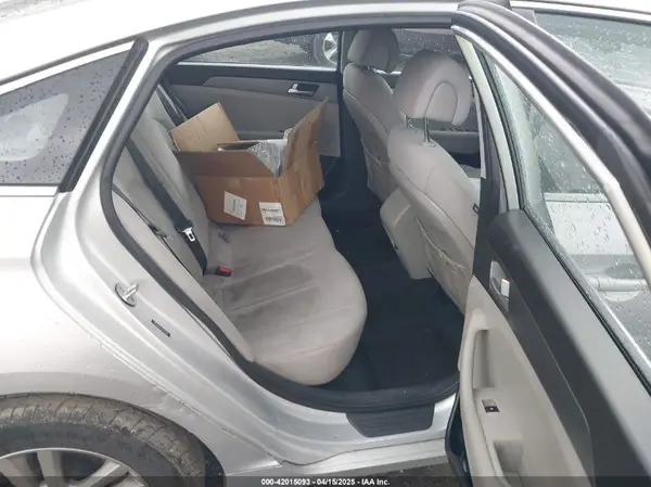 5NPE24AF2GH352049 2016 HYUNDAI SONATA - Image 8