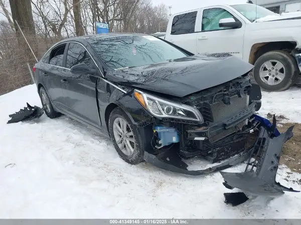 5NPE24AF2GH352195 2016 HYUNDAI SONATA - Image 1
