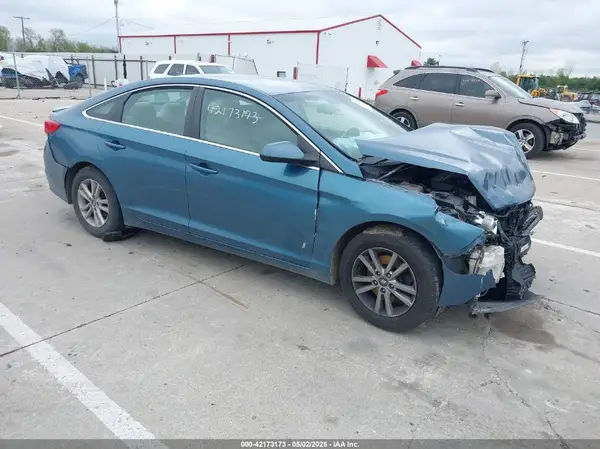 5NPE24AF2GH355128 2016 HYUNDAI SONATA - Image 1