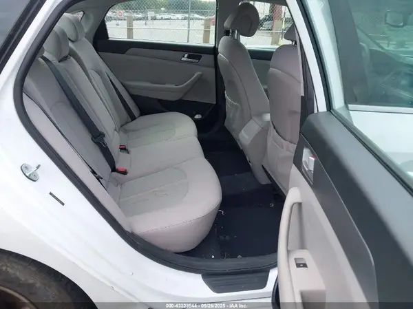 5NPE24AF2GH355310 2016 HYUNDAI SONATA - Image 8