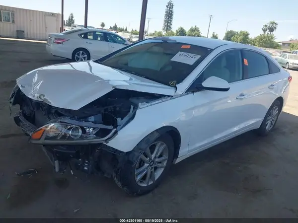 5NPE24AF2GH355999 2016 HYUNDAI SONATA - Image 2