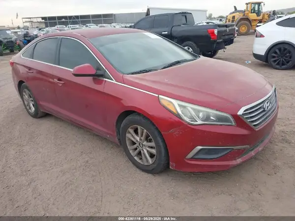 5NPE24AF2GH359955 2016 HYUNDAI SONATA - Image 1
