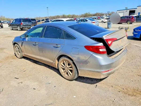 5NPE24AF2GH359986 2016 HYUNDAI SONATA - Image 2