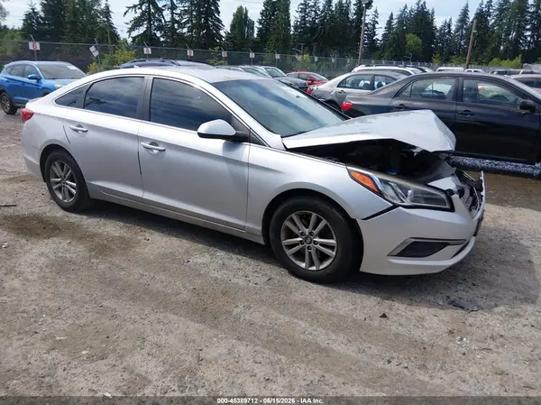 5NPE24AF2GH360197 2016 HYUNDAI SONATA - Image 1