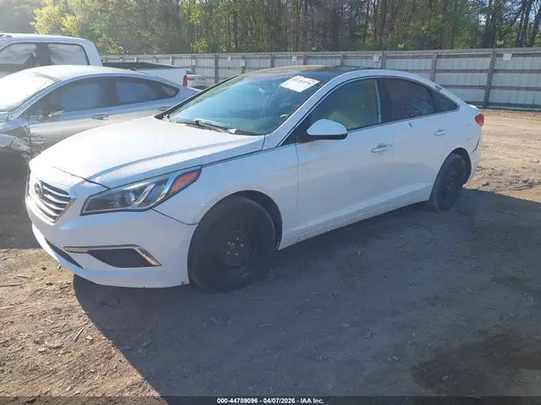 5NPE24AF2GH364217 2016 HYUNDAI SONATA - Image 2