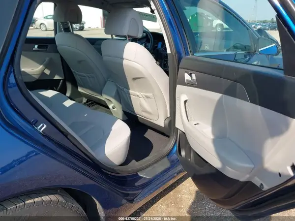 5NPE24AF2GH365500 2016 HYUNDAI SONATA - Image 8
