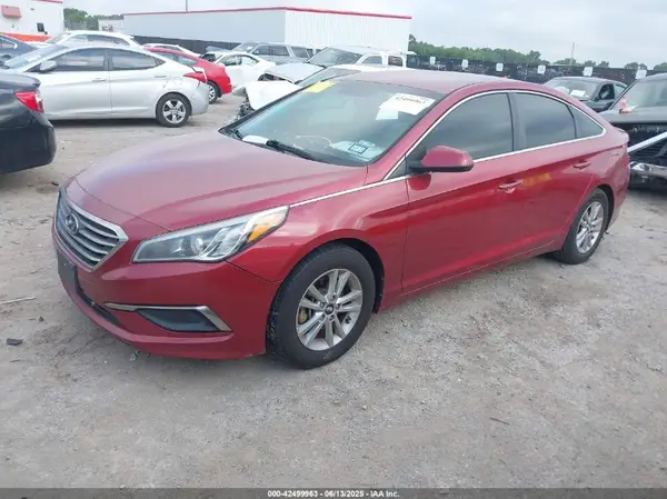 5NPE24AF2GH365948 2016 HYUNDAI SONATA - Image 2