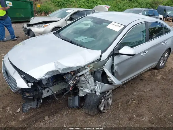 5NPE24AF2GH366520 2016 HYUNDAI SONATA - Image 2