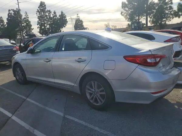 5NPE24AF2GH368901 2016 HYUNDAI SONATA - Image 2