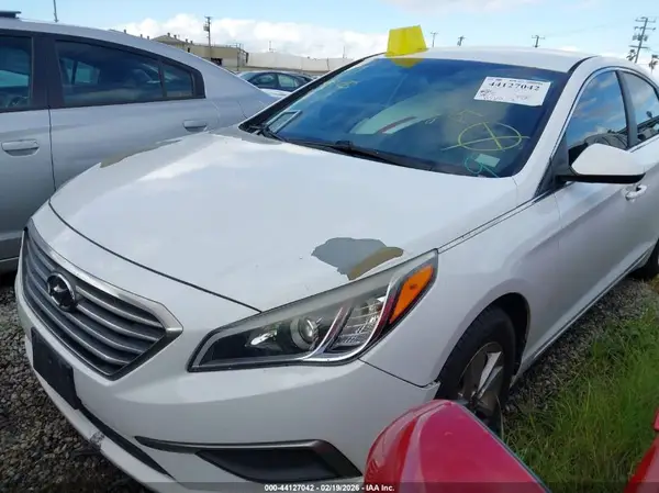 5NPE24AF2GH371720 2016 HYUNDAI SONATA - Image 2