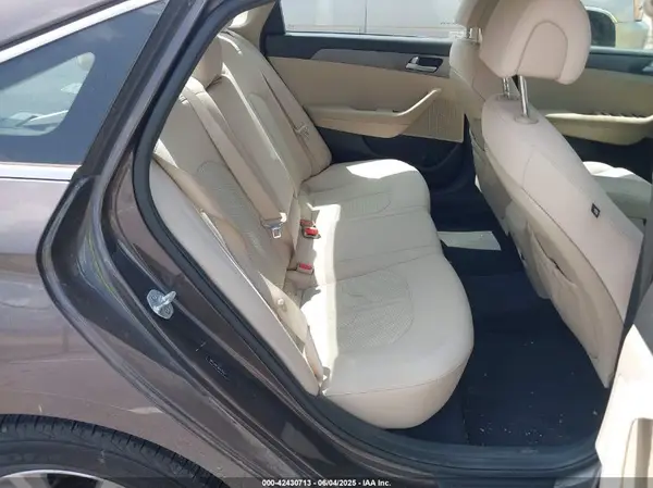 5NPE24AF2GH375427 2016 HYUNDAI SONATA - Image 8