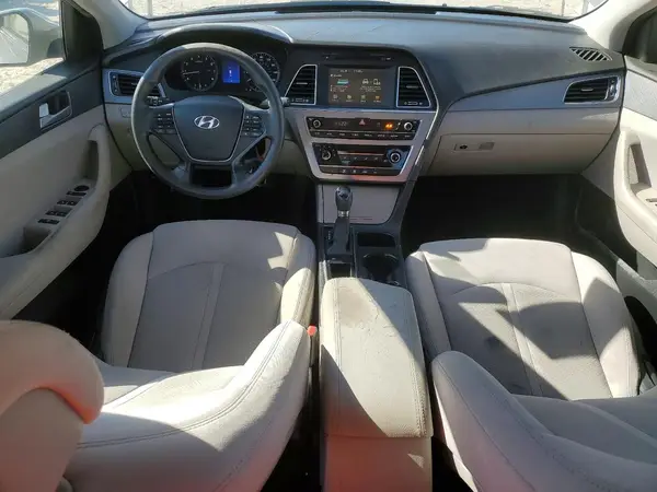5NPE24AF2GH377016 2016 HYUNDAI SONATA - Image 8