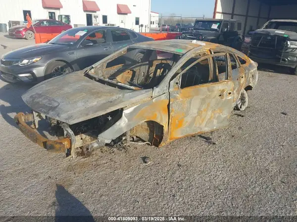 5NPE24AF2GH380076 2016 HYUNDAI SONATA - Image 2