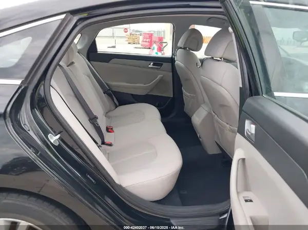 5NPE24AF2GH381356 2016 HYUNDAI SONATA - Image 8