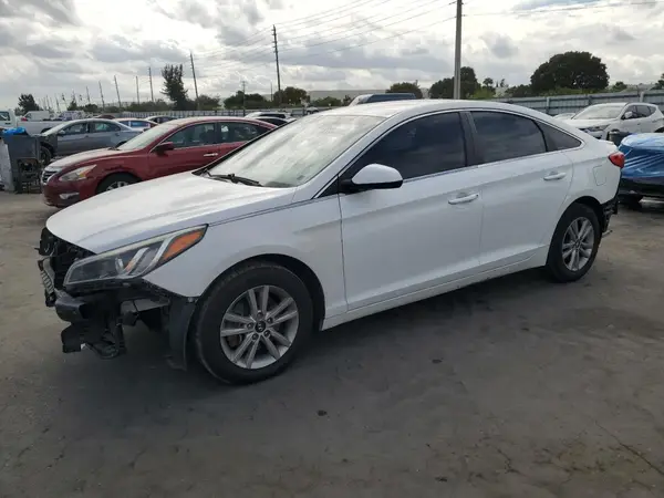 5NPE24AF2GH385584 2016 HYUNDAI SONATA - Image 1