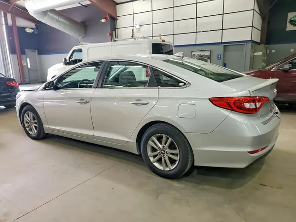 5NPE24AF2GH387190 2016 HYUNDAI SONATA - Image 2