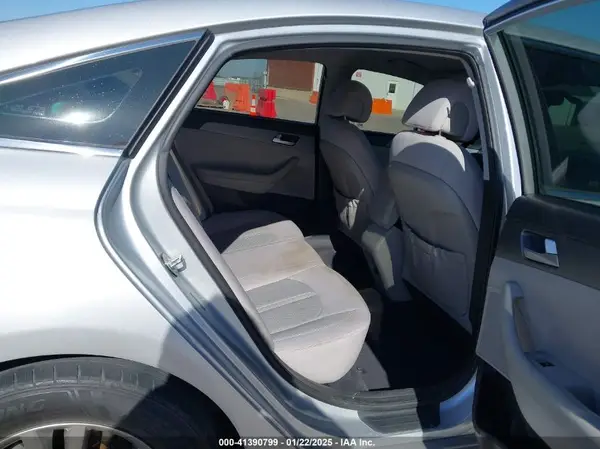 5NPE24AF2GH387867 2016 HYUNDAI SONATA - Image 8
