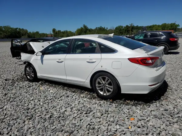 5NPE24AF2GH388050 2016 HYUNDAI SONATA - Image 2