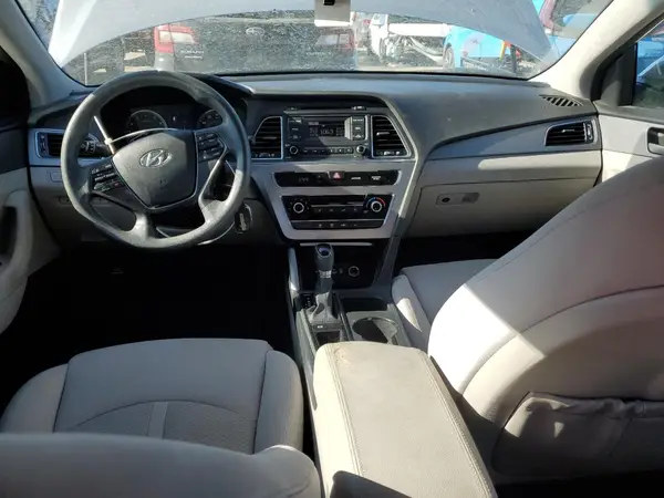 5NPE24AF2GH389389 2016 HYUNDAI SONATA - Image 8