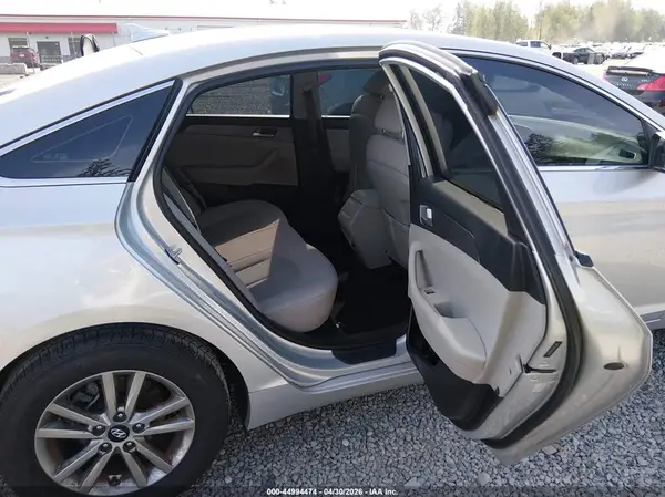 5NPE24AF2GH394270 2016 HYUNDAI SONATA - Image 8
