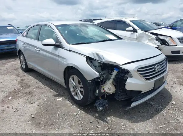 5NPE24AF2GH400035 2016 HYUNDAI SONATA - Image 1
