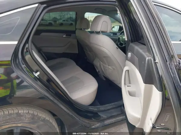 5NPE24AF2GH403209 2016 HYUNDAI SONATA - Image 8