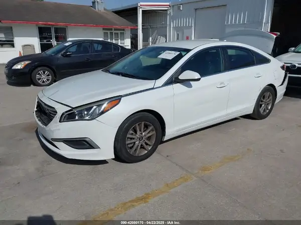 5NPE24AF2GH404036 2016 HYUNDAI SONATA - Image 2