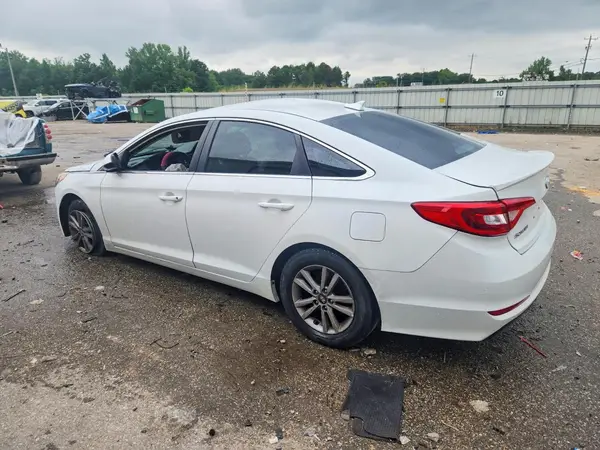 5NPE24AF2GH404067 2016 HYUNDAI SONATA - Image 2