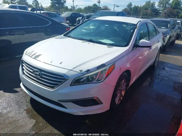 5NPE24AF2GH405638 2016 HYUNDAI SONATA - Image 2