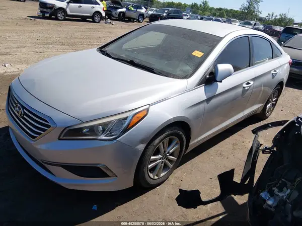 5NPE24AF2GH407213 2016 HYUNDAI SONATA - Image 2