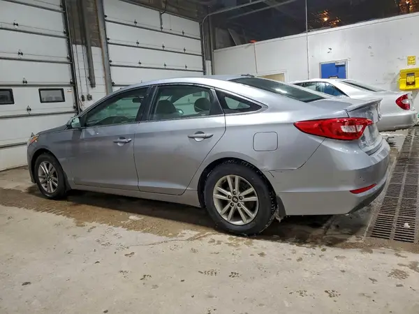 5NPE24AF2GH416641 2016 HYUNDAI SONATA - Image 2