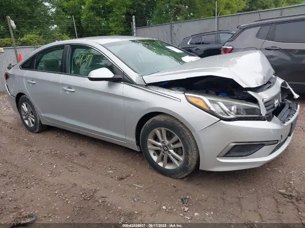 5NPE24AF2GH421967 2016 HYUNDAI SONATA - Image 1