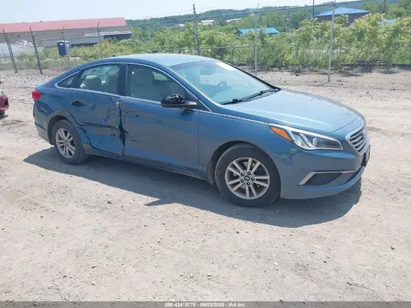 5NPE24AF2GH426568 2016 HYUNDAI SONATA - Image 1