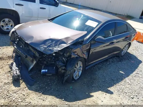 5NPE24AF2GH429034 2016 HYUNDAI SONATA - Image 2