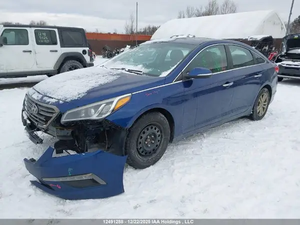 5NPE24AF2GH429647 2016 HYUNDAI SONATA - Image 2