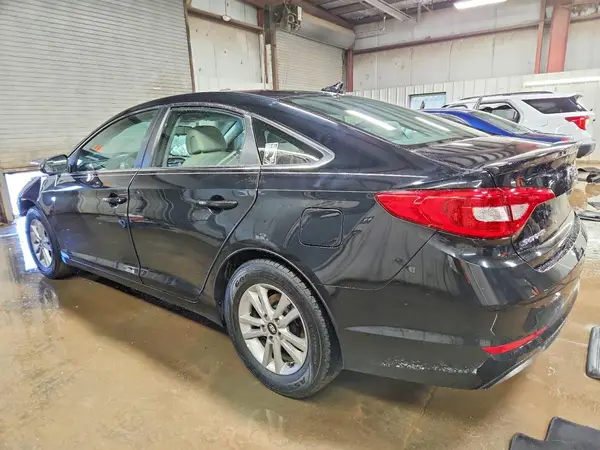 5NPE24AF2HH440021 2017 HYUNDAI SONATA - Image 2